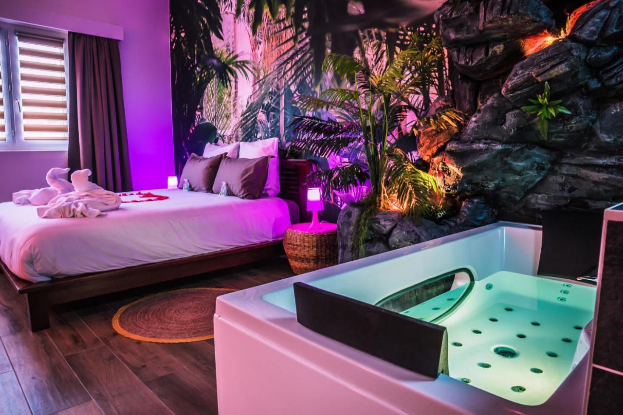 Secret Suite "Jungle" - Jacuzzi Privatif - Gare Rer C - Proche Paris Brétigny-sur-Orge Екстериор снимка