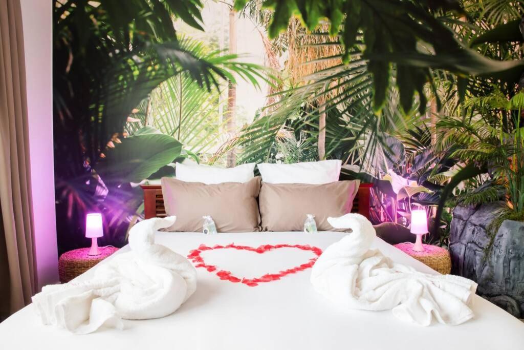 Secret Suite "Jungle" - Jacuzzi Privatif - Gare Rer C - Proche Paris Brétigny-sur-Orge Екстериор снимка