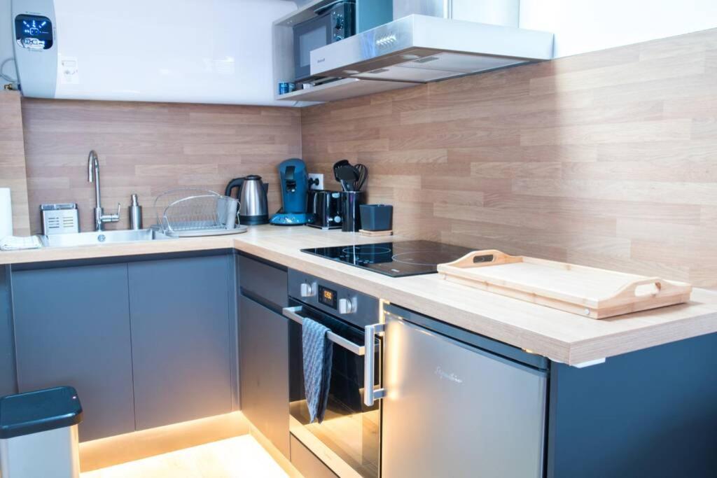 Secret Suite "Jungle" - Jacuzzi Privatif - Gare Rer C - Proche Paris Brétigny-sur-Orge Екстериор снимка